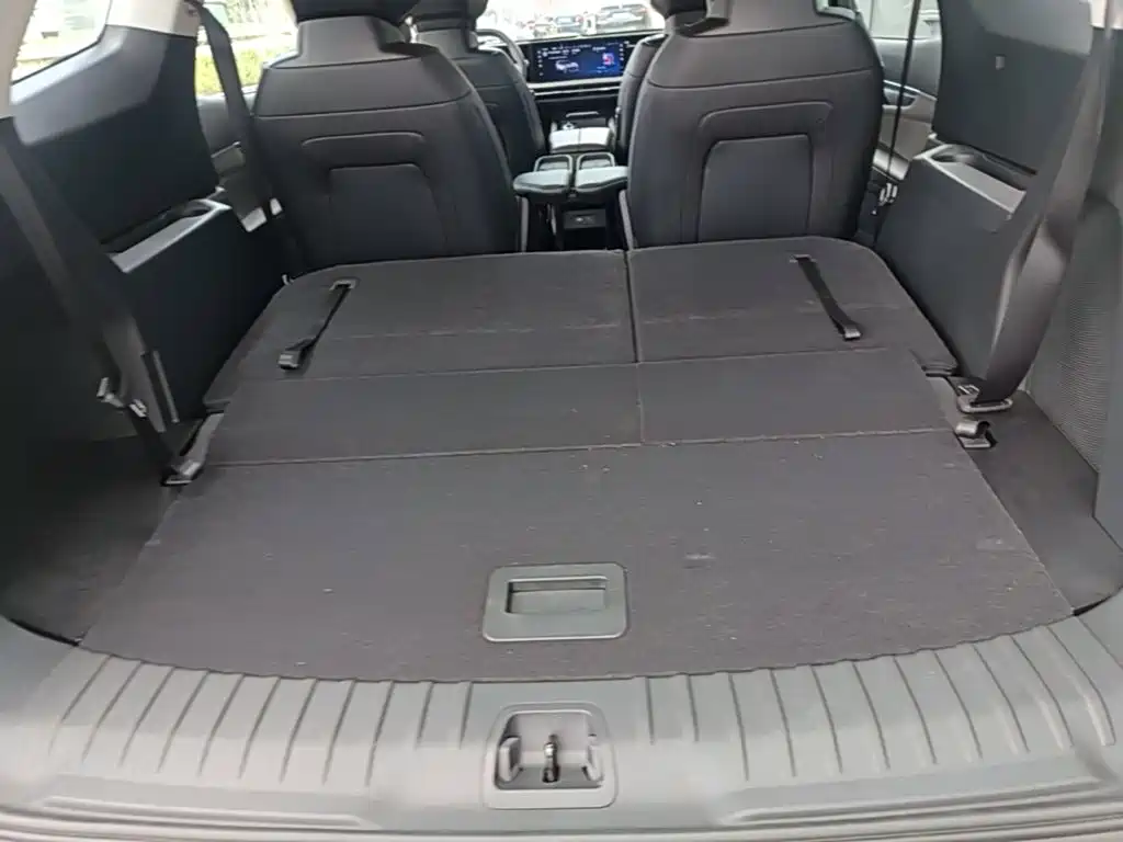 Ford Edge 2025 2025 Edge L 2.0T EcoBoost E Hybrid AWD 7-seater Premium