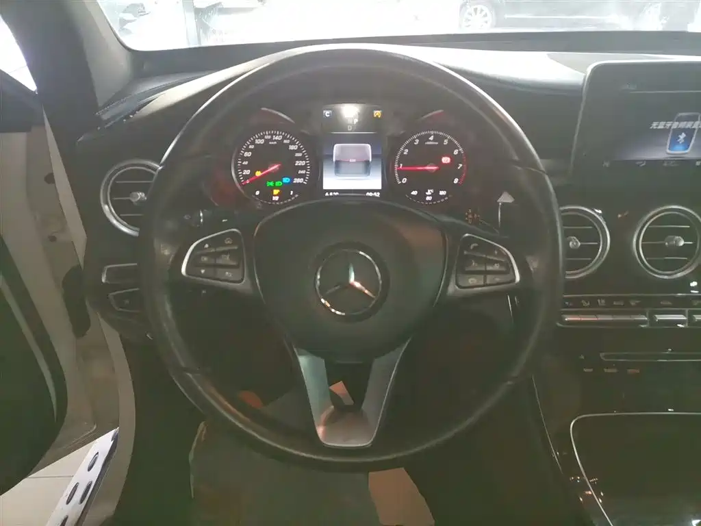 Mercedes-Benz GLC 2018 Facelift GLC 260 4MATIC Dynamic фото 11