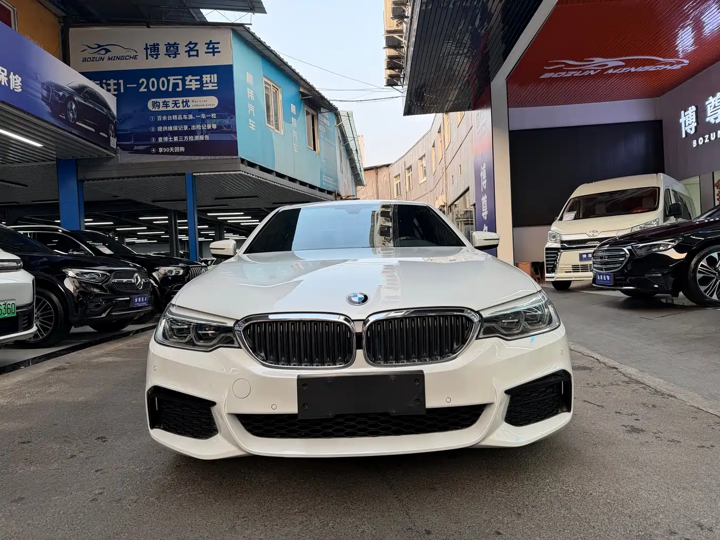 BMW 5 Series 2020 530Li Leading M Sport Package фото 2