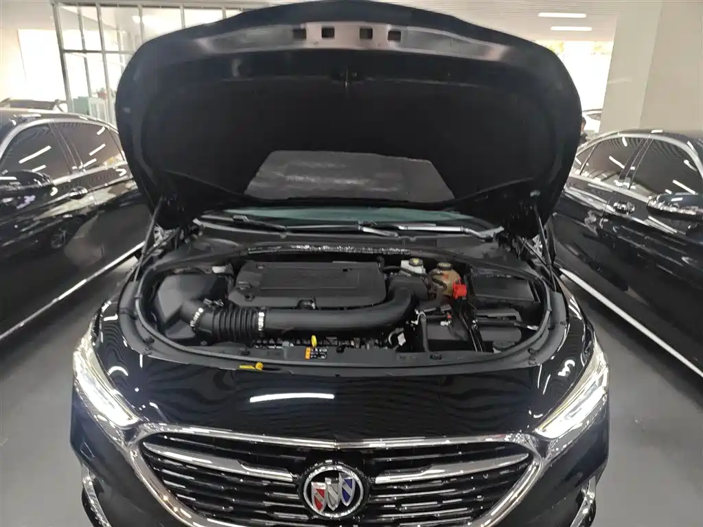 Buick LaCrosse 2022 652T Luxury фото 20