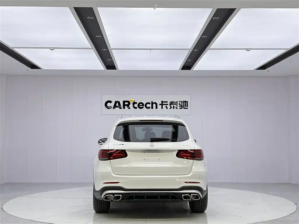 MERCEDES-BENZ GLC
