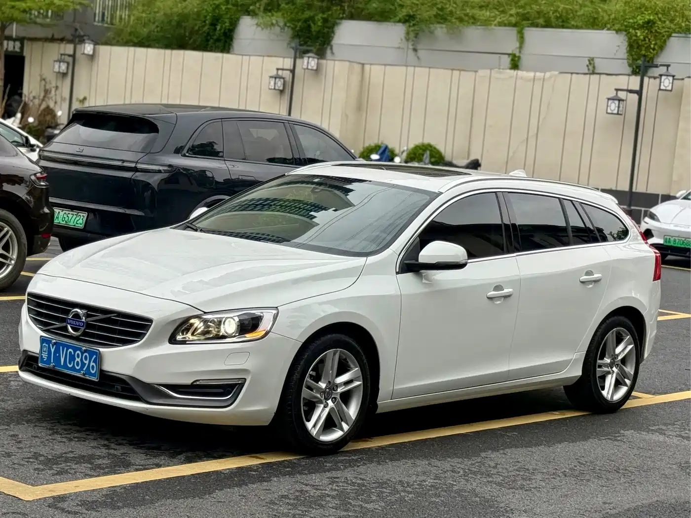 Volvo V60 2014 2014 T5 Wisdom & Elegance