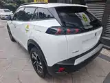 Фото 5 - Peugeot 2008