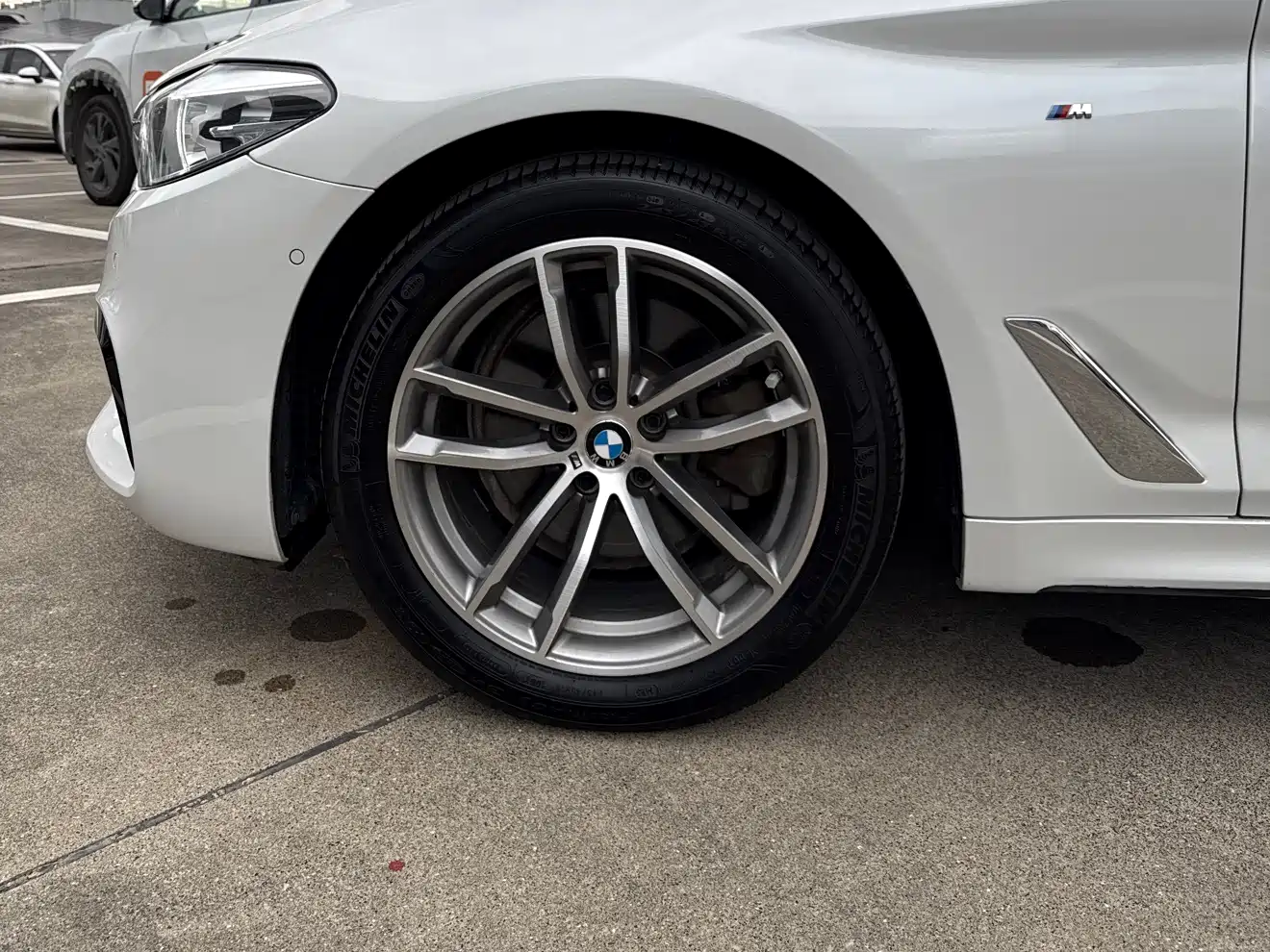 BMW 5 Series 2020 525Li M Sport Package фото 7