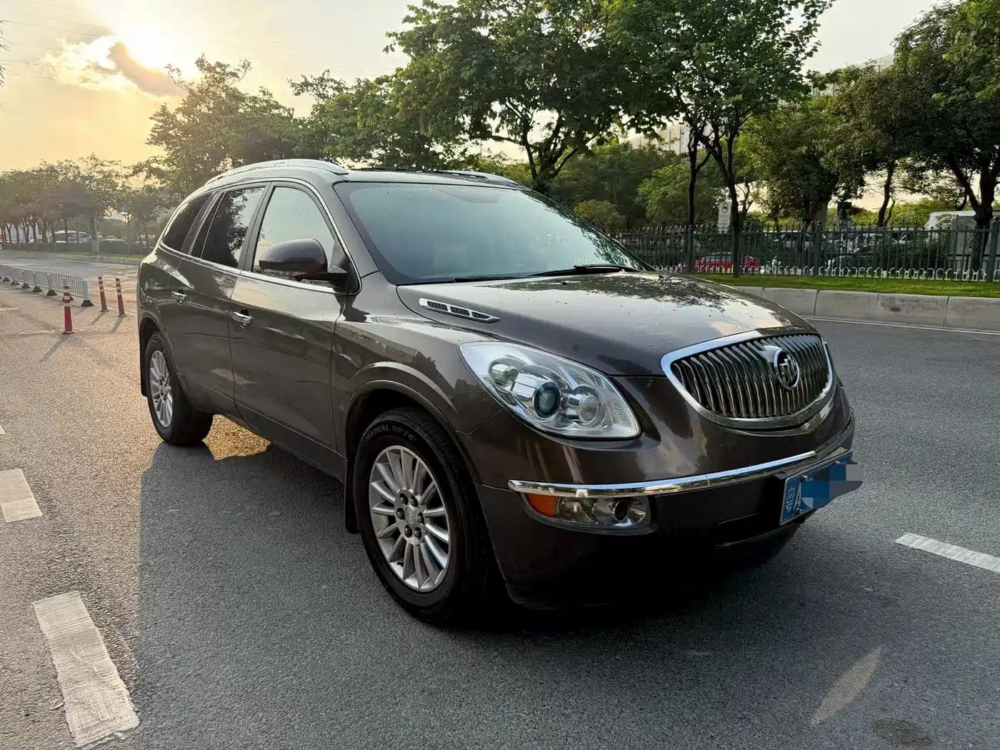 Buick Enclave 2010 3.6L Flagship Edition фото 3