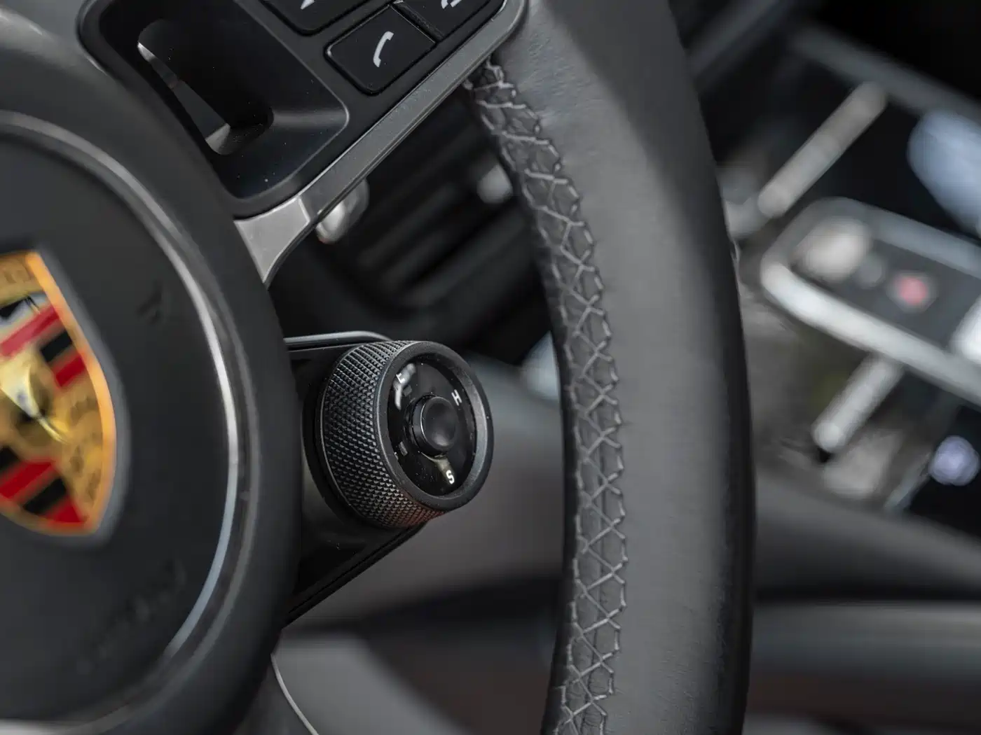 PORSCHE CAYENNE NEW ENERGY