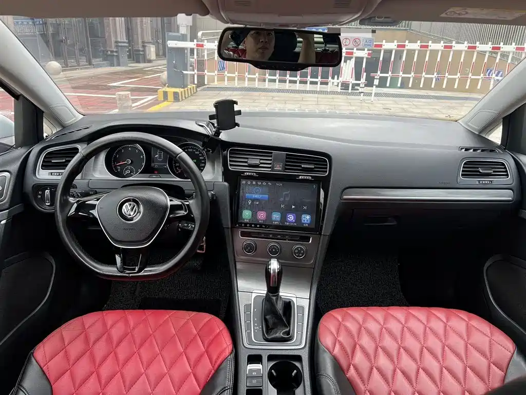 Volkswagen Golf 2016 1.4TSI 25th Anniversary Edition фото 9