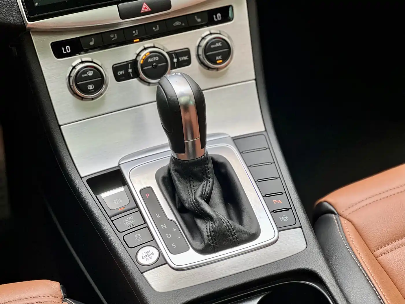 Volkswagen FAW-Volkswagen CC 2016 300TSI 25th Anniversary Edition фото 12