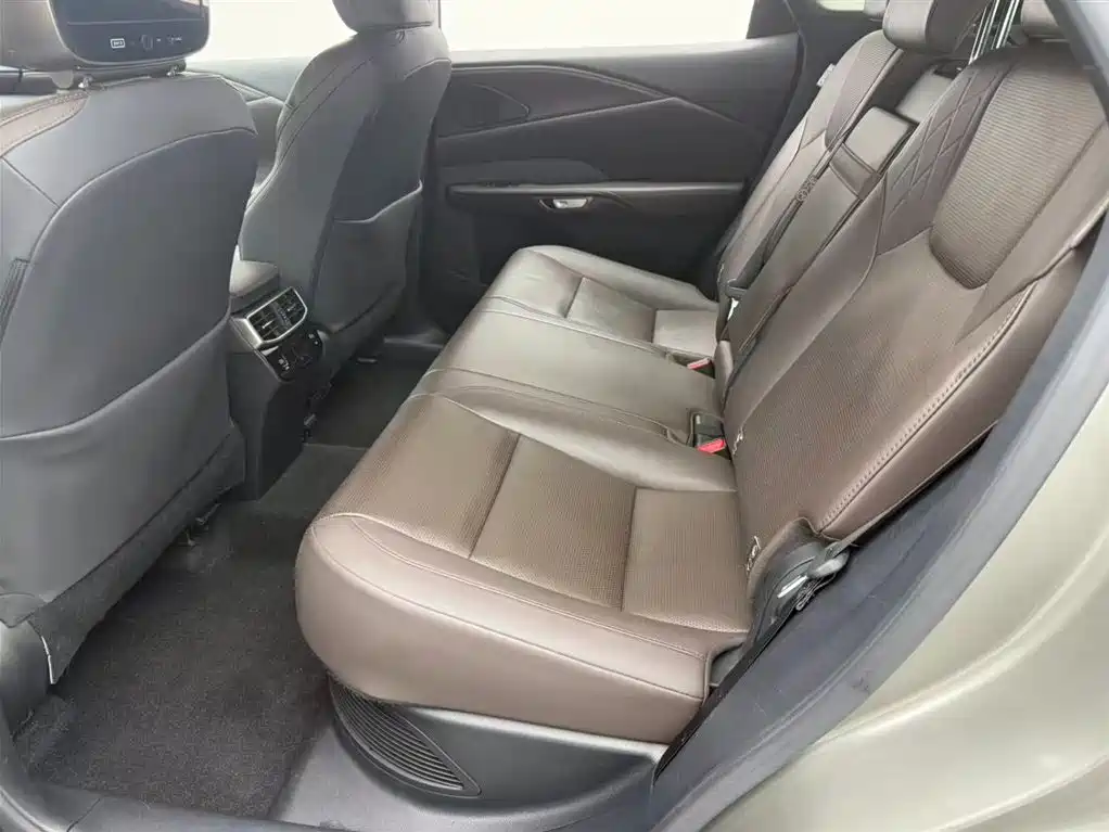 Lexus RX 2023 350h 4WD Pure Edition фото 9