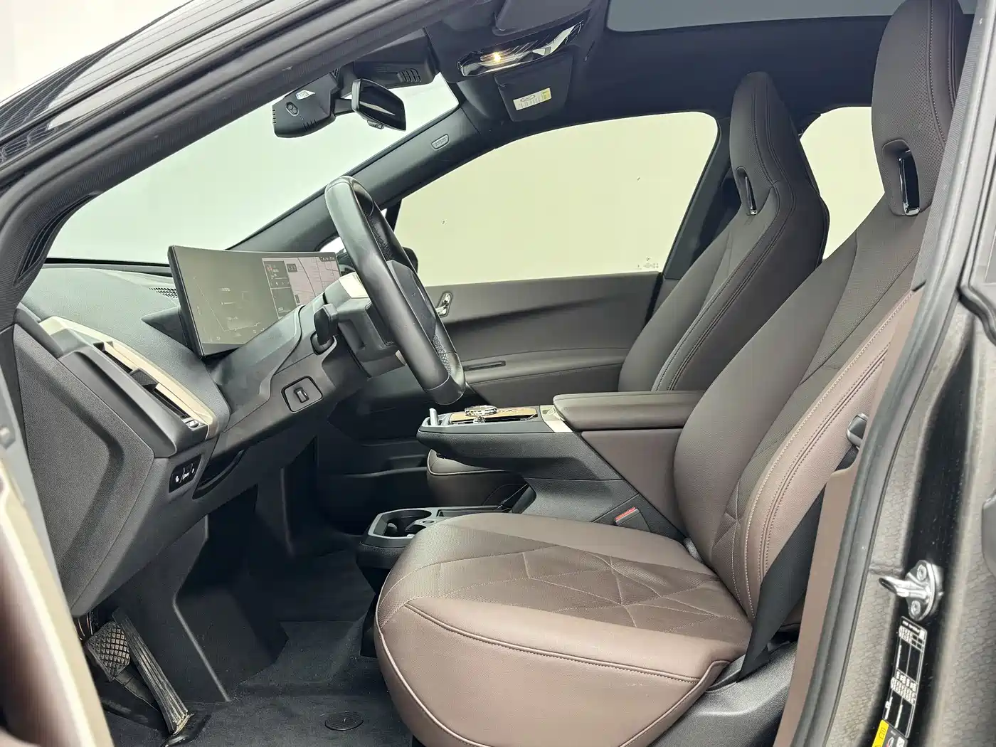 BMW iX 2023 Facelift xDrive40 фото 5