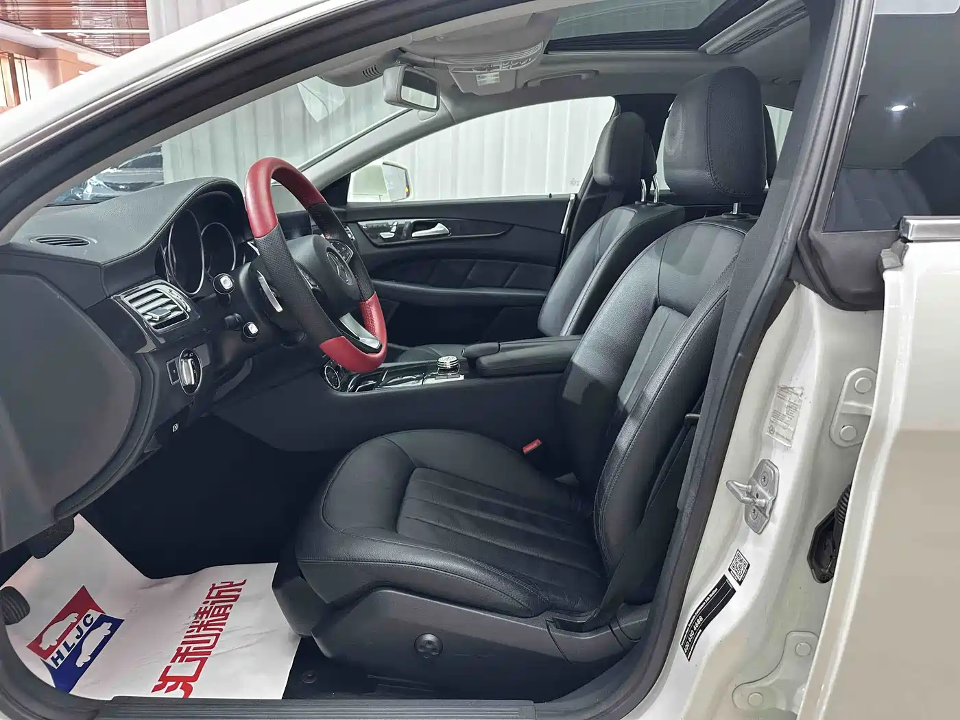 Mercedes-Benz CLS 2015 CLS 320 фото 4