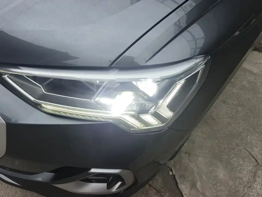 Фото 5 - Audi Q3