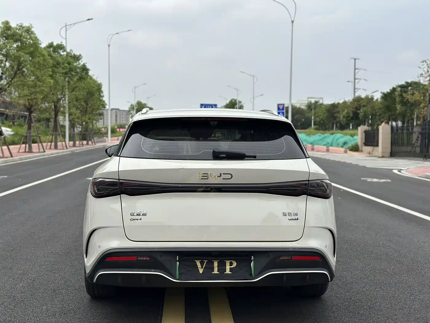 BYD Seal 06 DM-i Touring 2025 DM-i 150KM Premium фото 8