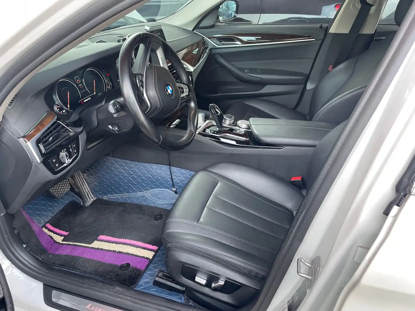BMW 5 Series 2018 525Li Luxury Package фото 4