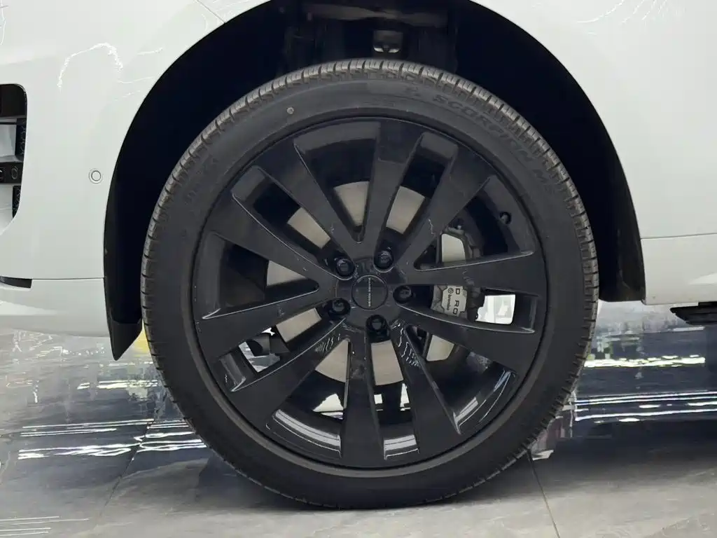 2026 Land Rover Range Rover Sport