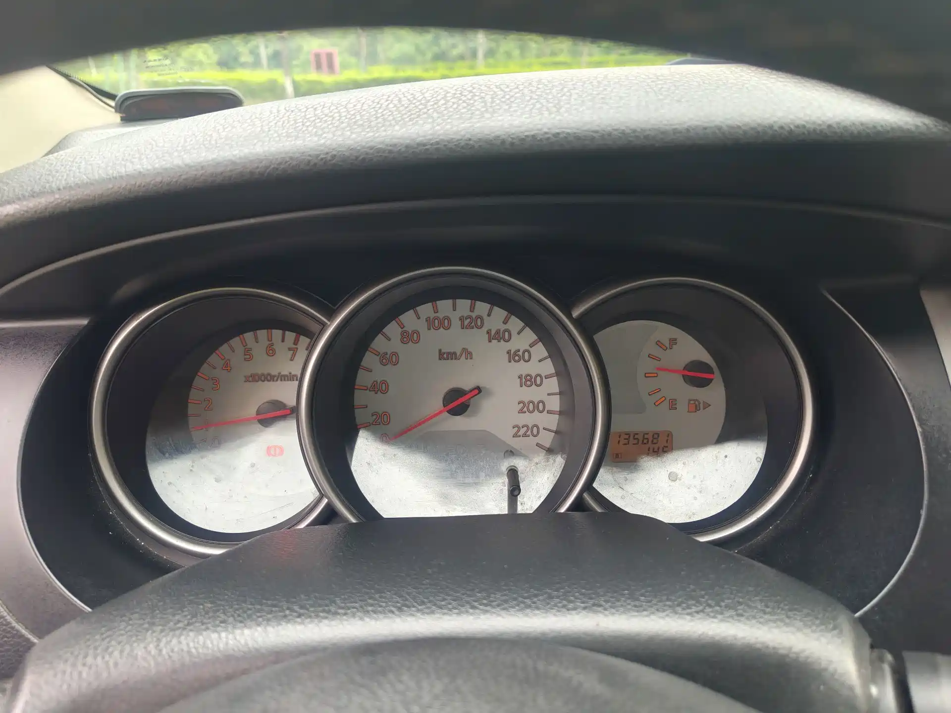 صورة 43 - Nissan Livina