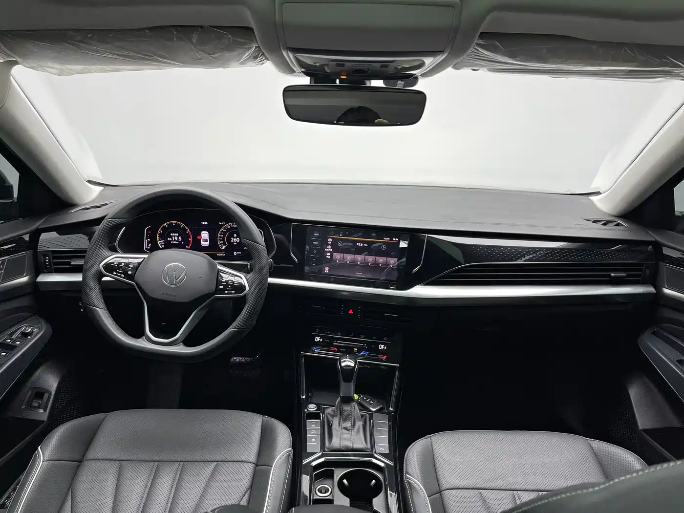 Volkswagen Passat 2024 Model 380TSI Starlight Elite фото 13