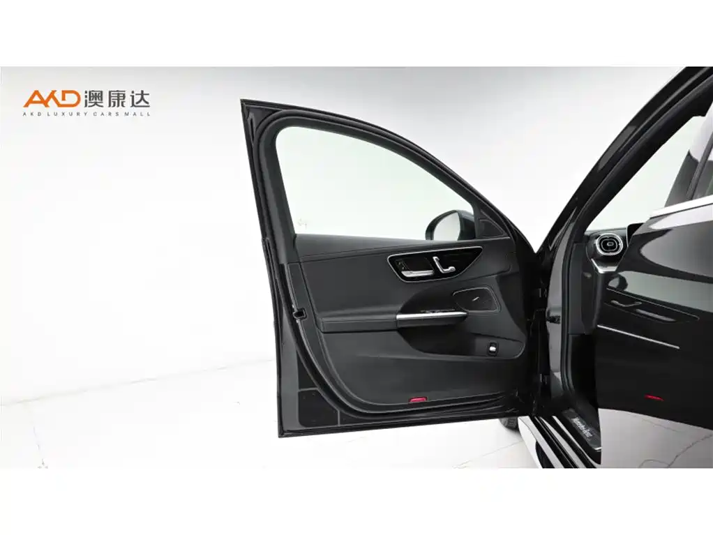 Mercedes-Benz C-Class 2024 C 260 L Sport фото 10