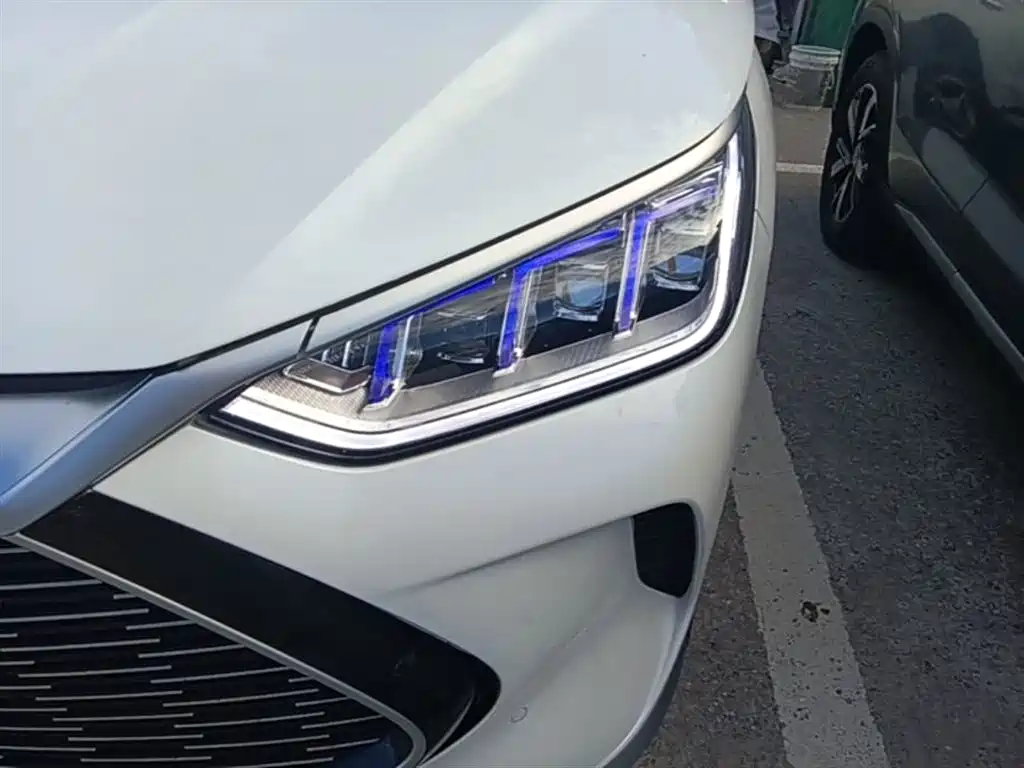 BYD Song PLUS PHEV 2021 DM-i 110KM Flagship фото 24