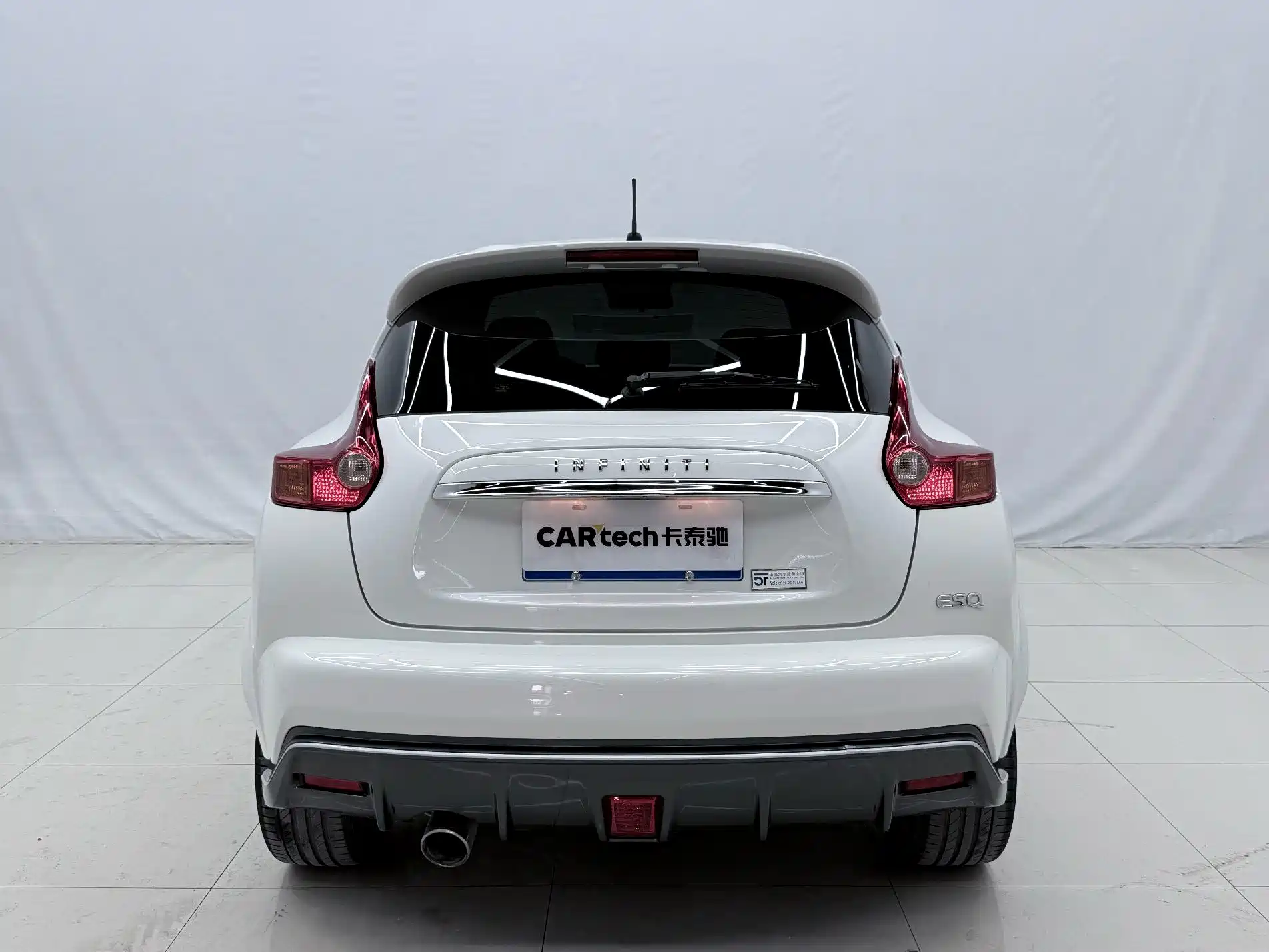 صورة 14 - Infiniti ESQ