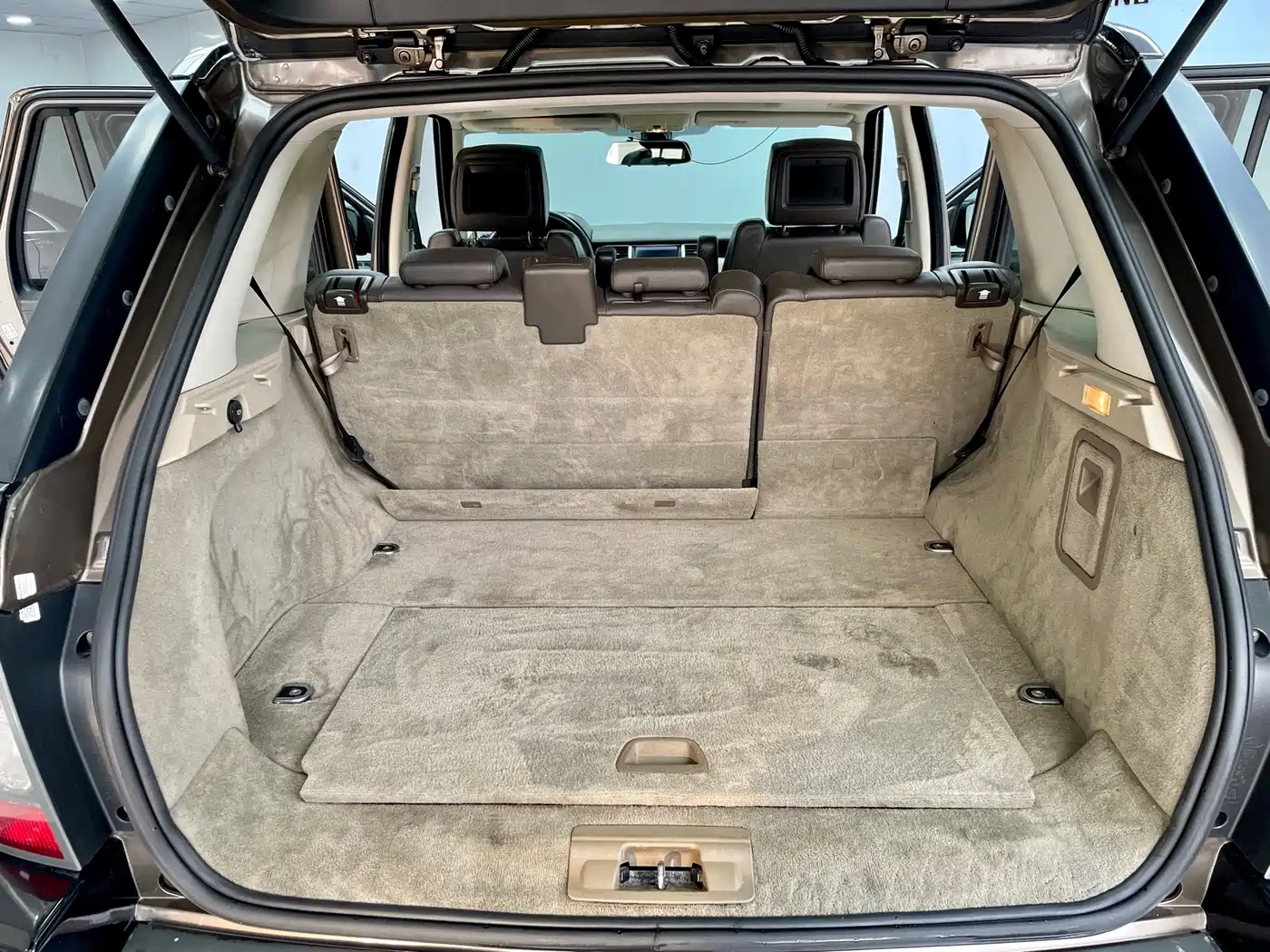 Фото 21 - Land Rover Range Rover Sport