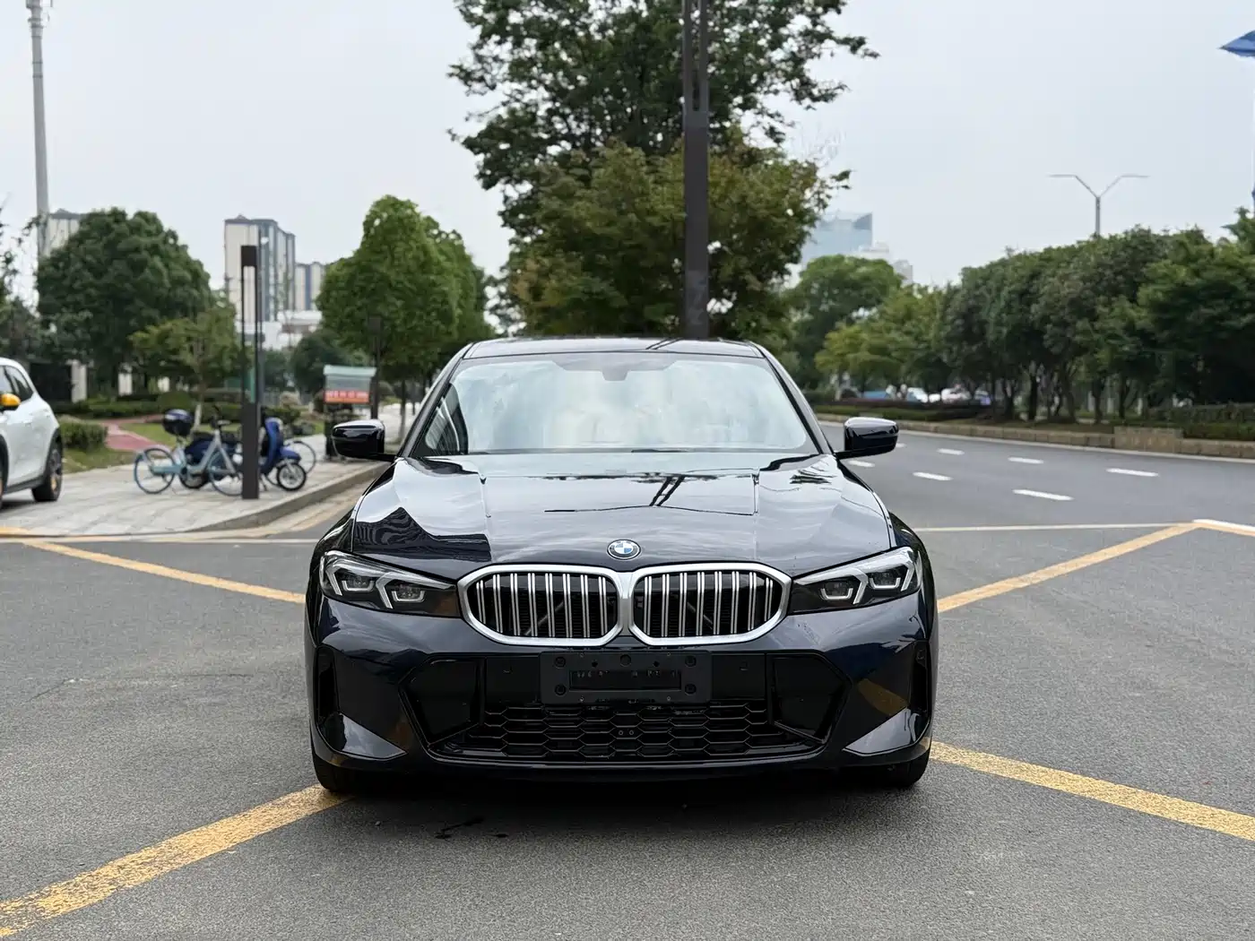 BMW 3 Series 2024 320Li M Sport Package фото 2