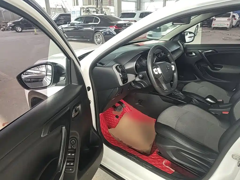 Citroën C3-XR 2019 2019 230THP DCT ORIGINS Centennial Premium Edition