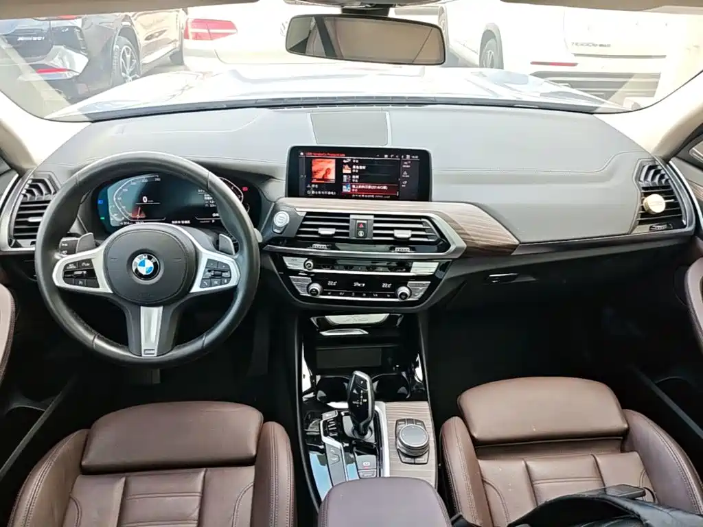 Фото 10 - BMW X3