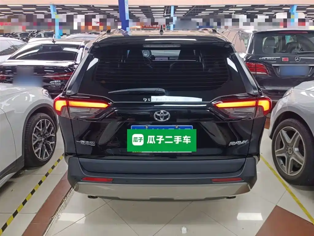 Toyota RAV4 Rongfang 2023 2.0L CVT FWD Style Plus Edition фото 6