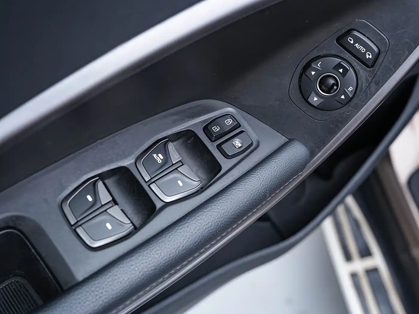 Hyundai Santa Fe 2013 Model 2.4L Automatic 2WD Smart фото 11