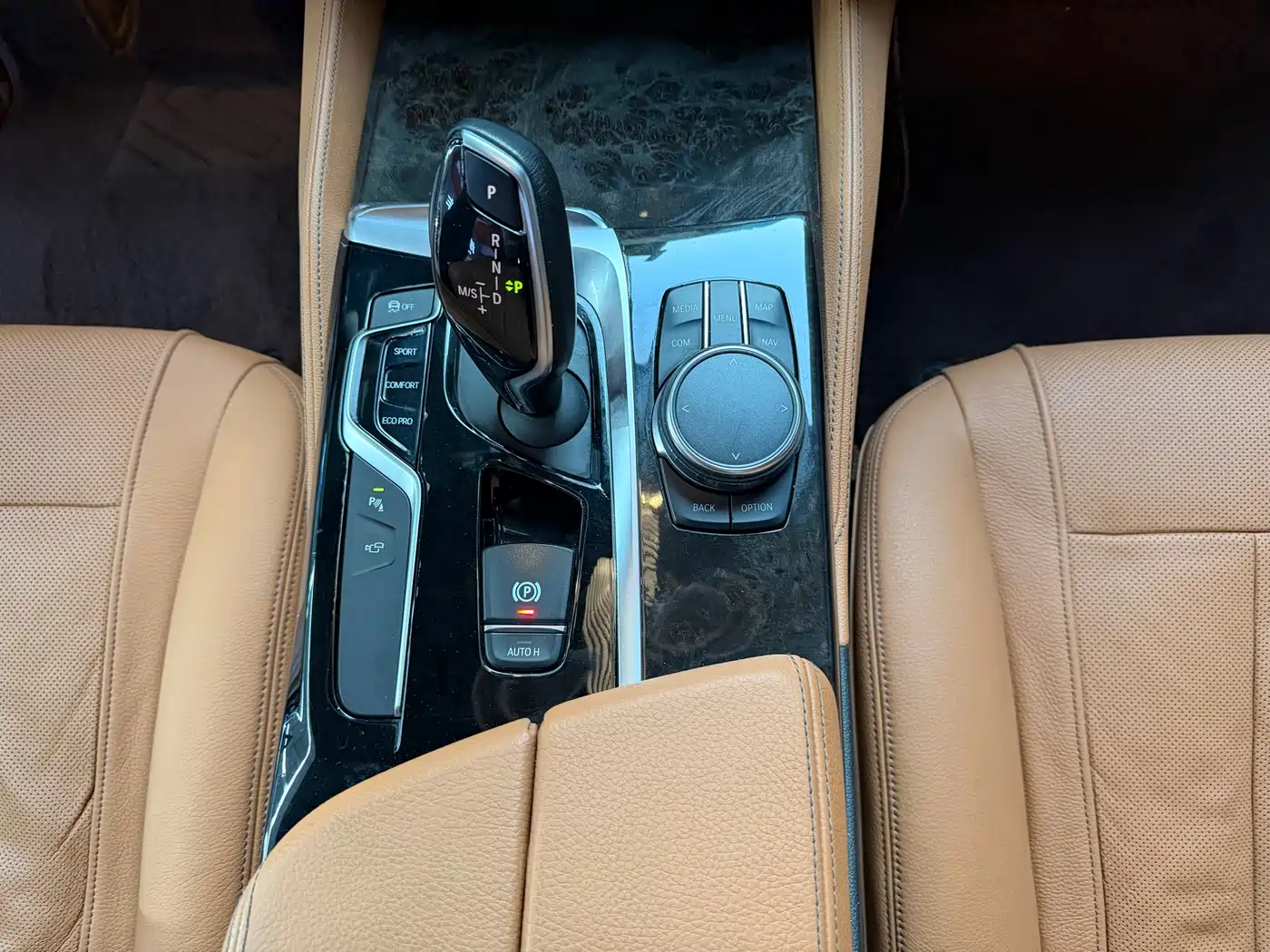 BMW 5 Series 2018 530Li Premium M Sport Package фото 12