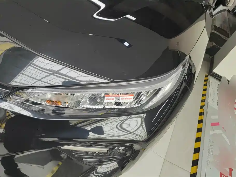 Toyota Wildlander 2022 2.0L CVT AWD Luxury Edition фото 5
