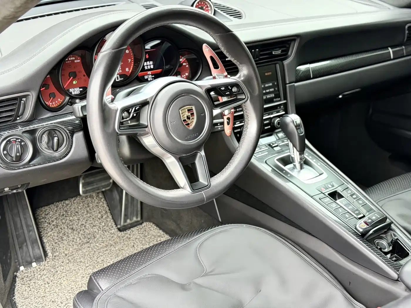 Porsche 911 2013 Carrera 4 3.4L фото 11