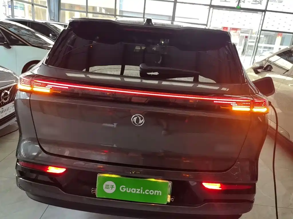 Dongfeng Aeolus L8 2025 2025 Plug-in Hybrid