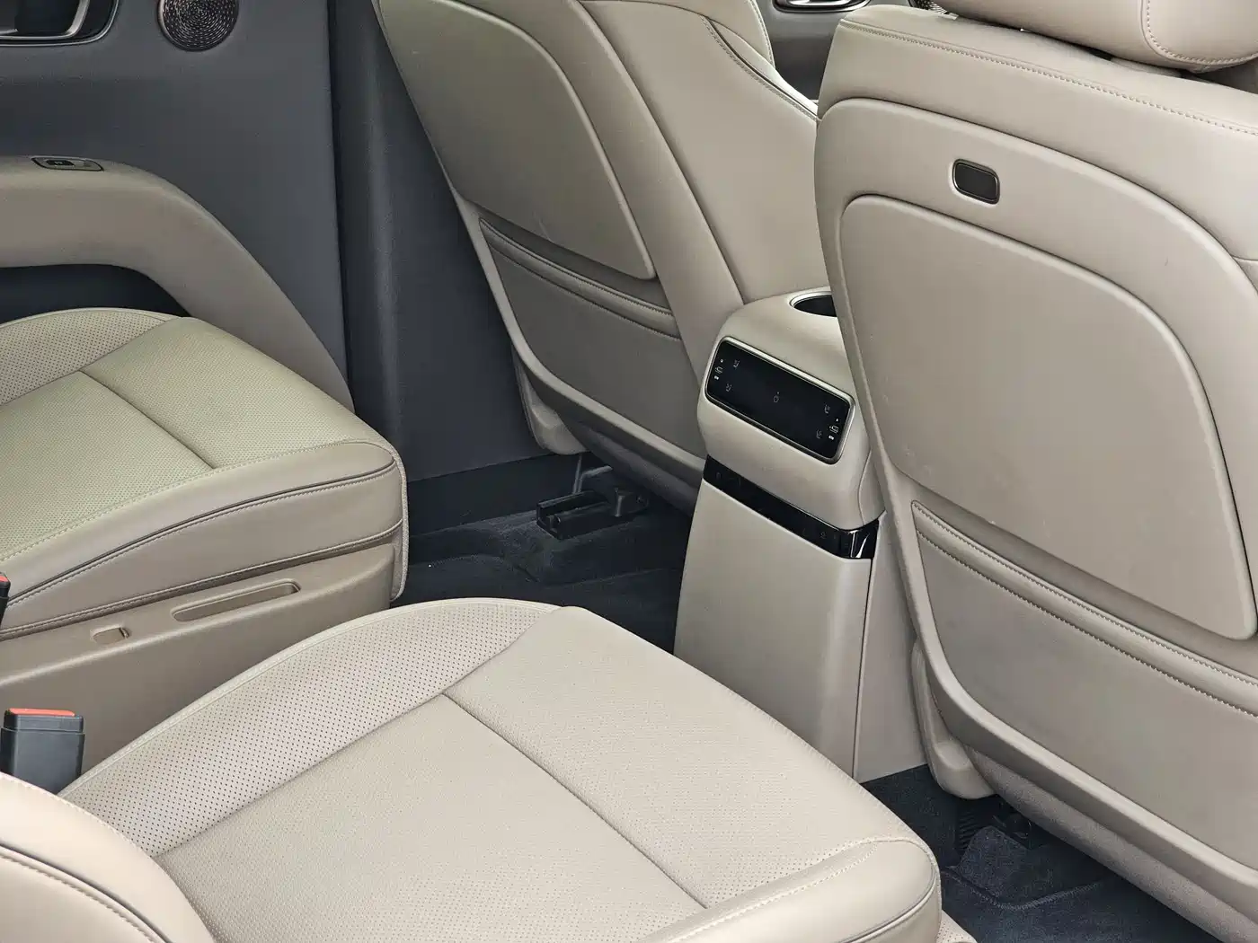Li Auto Li i8 2025 Standard Edition фото 14