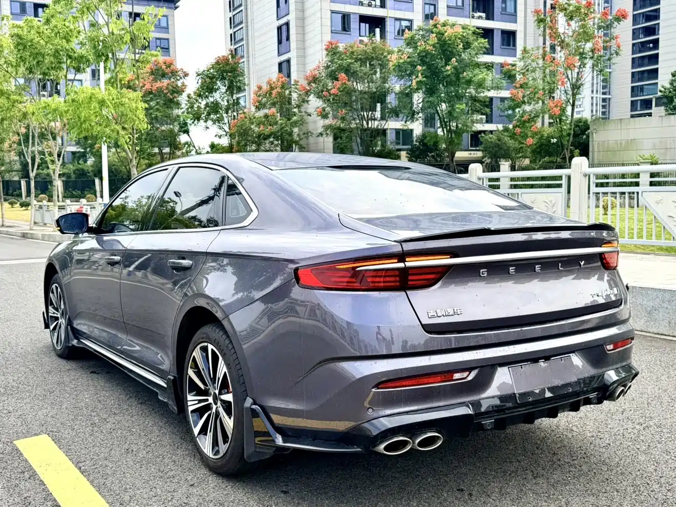 Фото 10 - Geely Preface