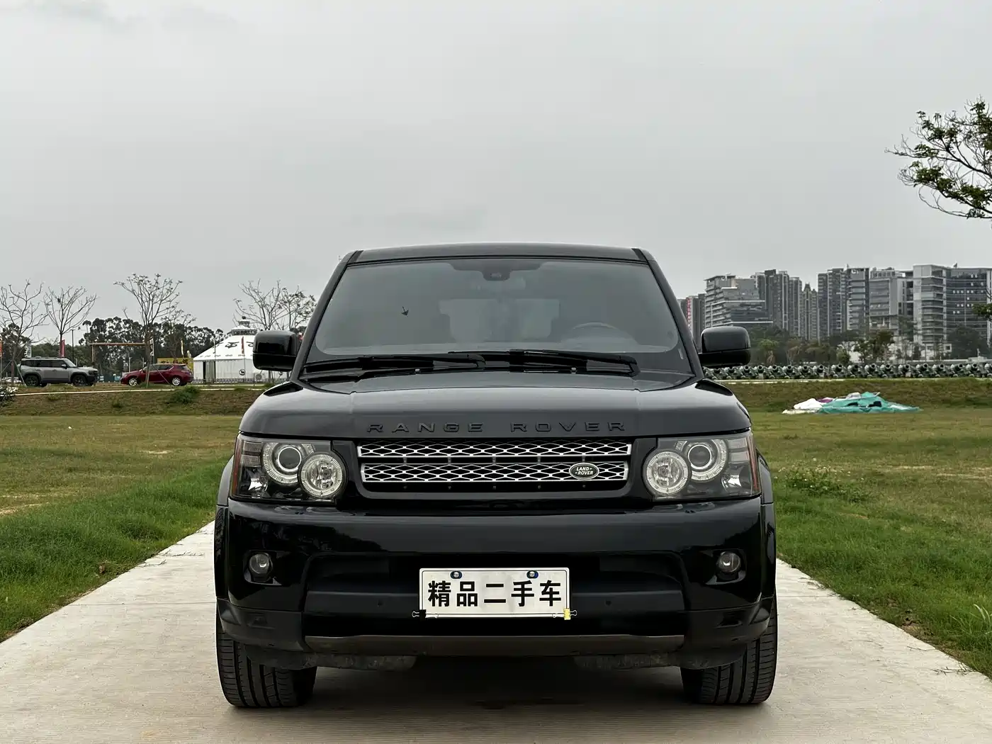 Land Rover Range Rover Sport 2013 3.0 TDV6 Black Label Limited Edition фото 2