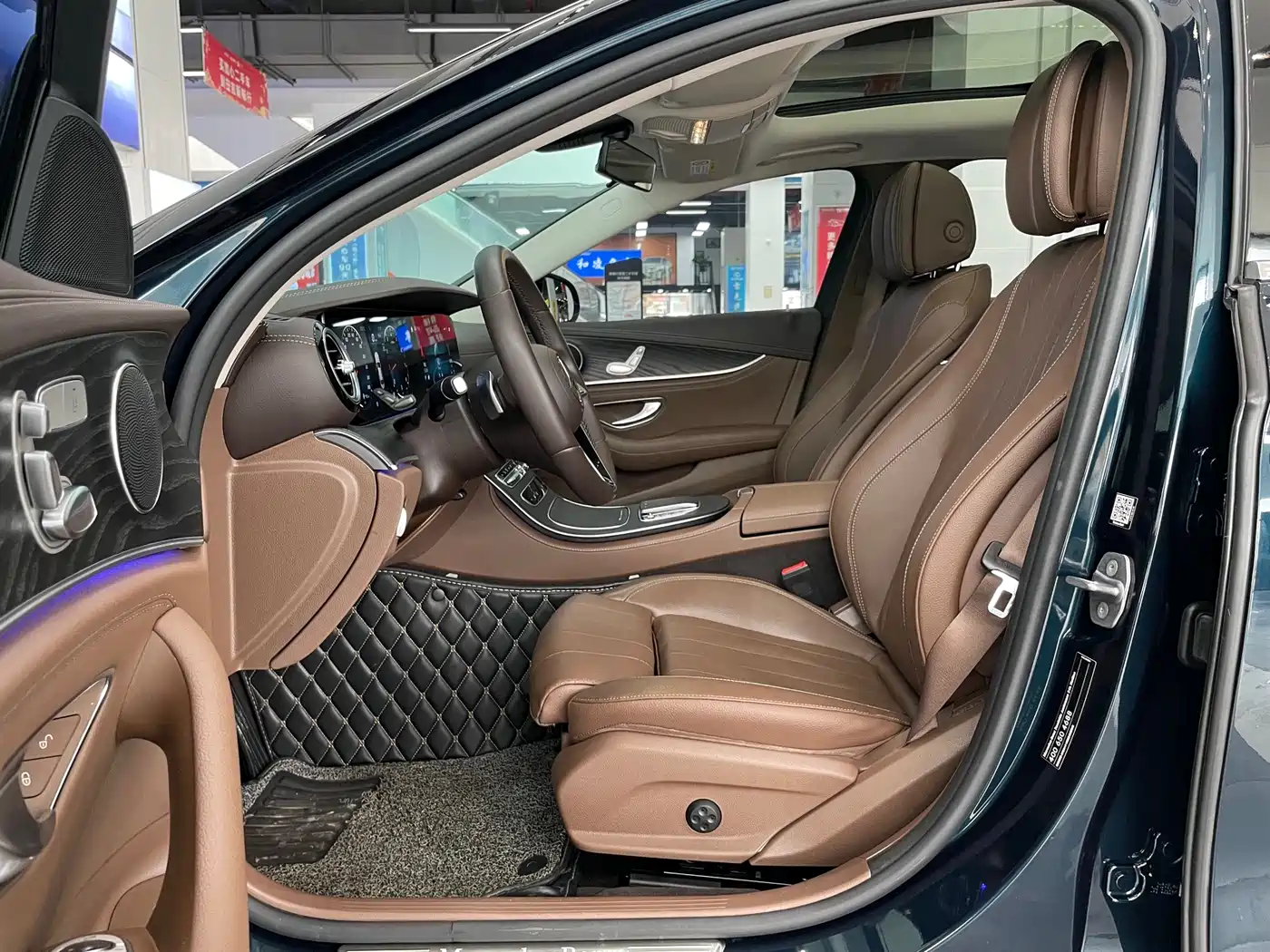 MERCEDES-BENZ E CLASS