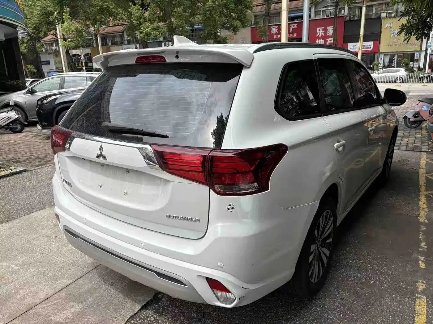 Mitsubishi Outlander 2023 2021 2.0L FWD Comfort Edition 5-seater