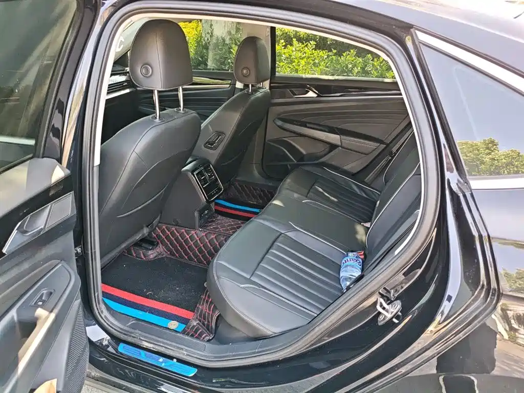 Volkswagen Passat 2023 Facelift 330TSI Elite Edition фото 14