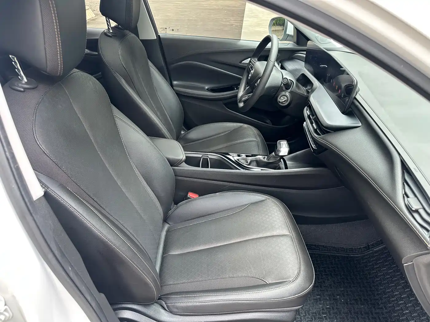 Buick Verano 2024 2023 Pro Joy Edition