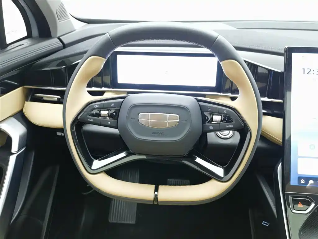 GEELY AUTOMOBILE BOYUE L