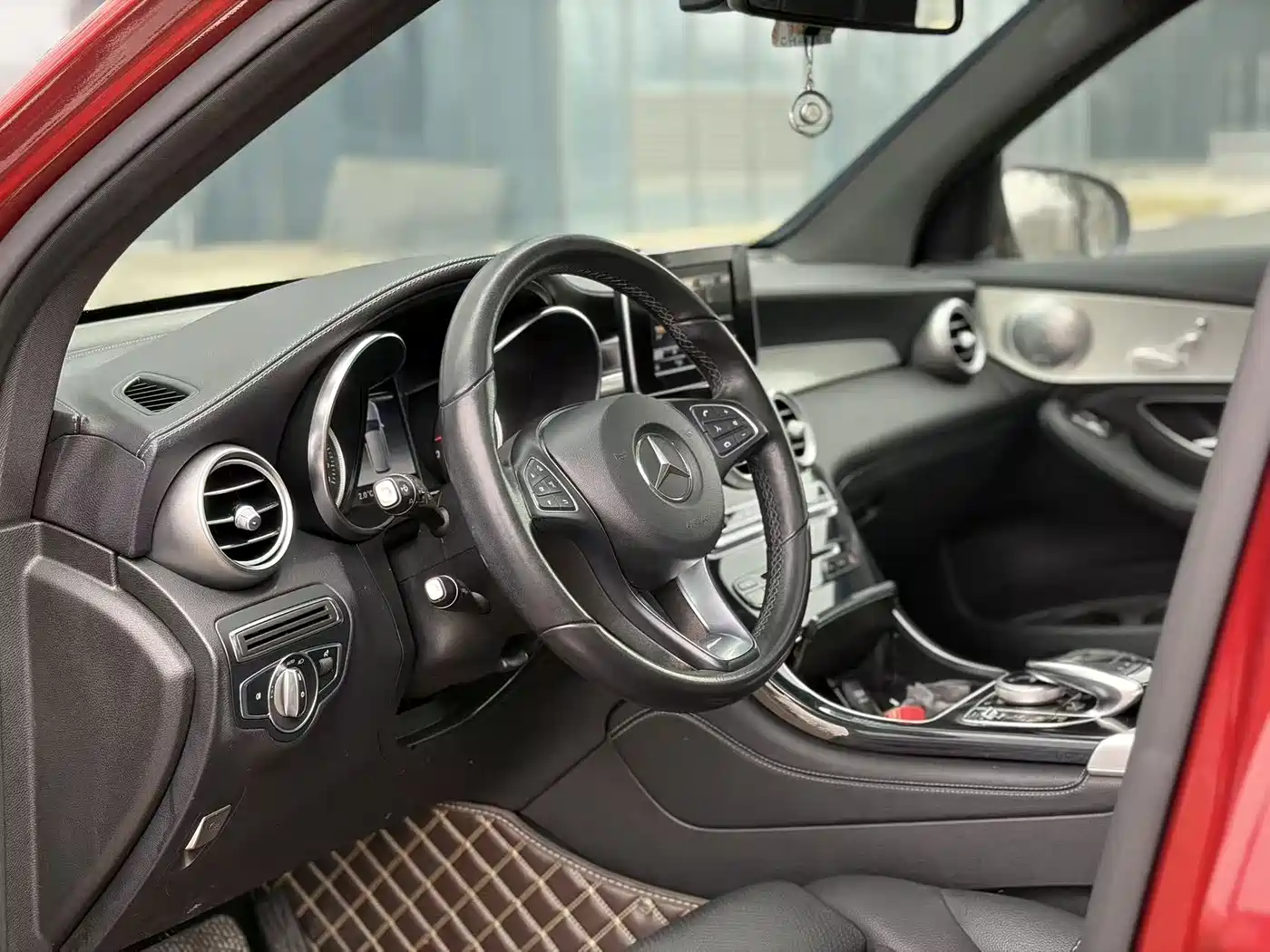 Mercedes-Benz GLC 2019 GLC 200 4MATIC фото 9