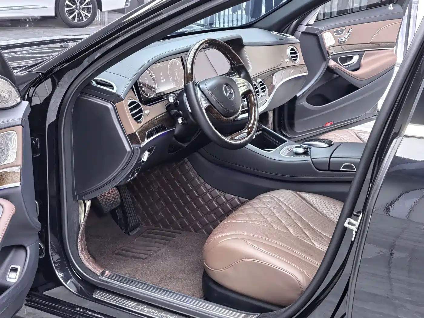 Mercedes-Benz S-Class 2016 S 320 L Luxury фото 8
