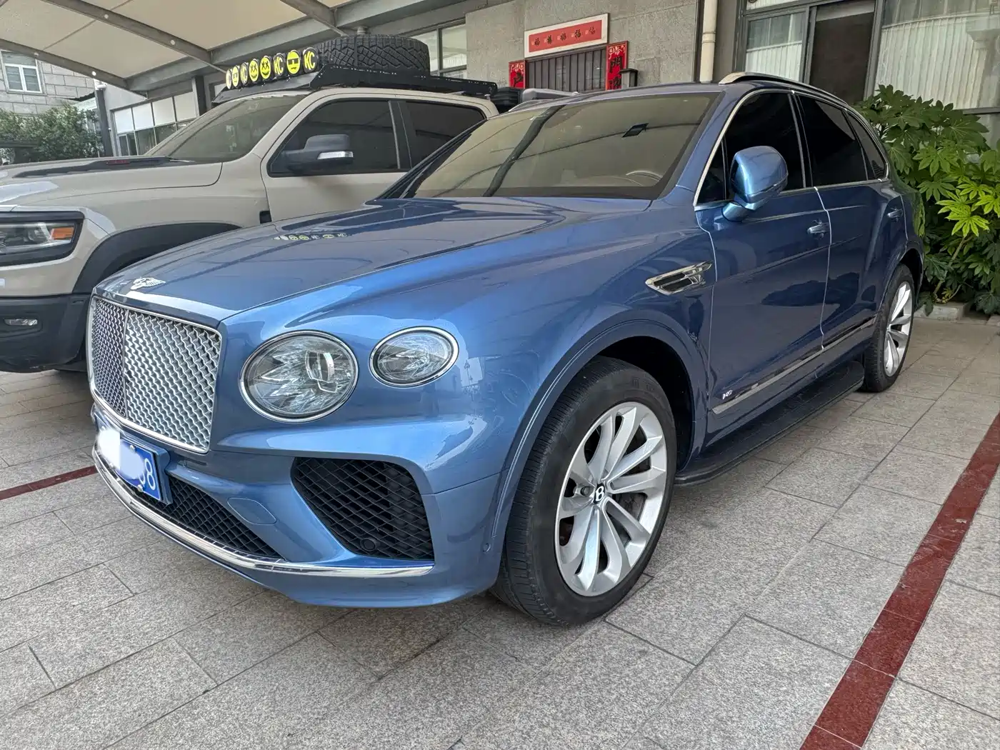 Bentley Bentayga 2021 — пригон из Китая
