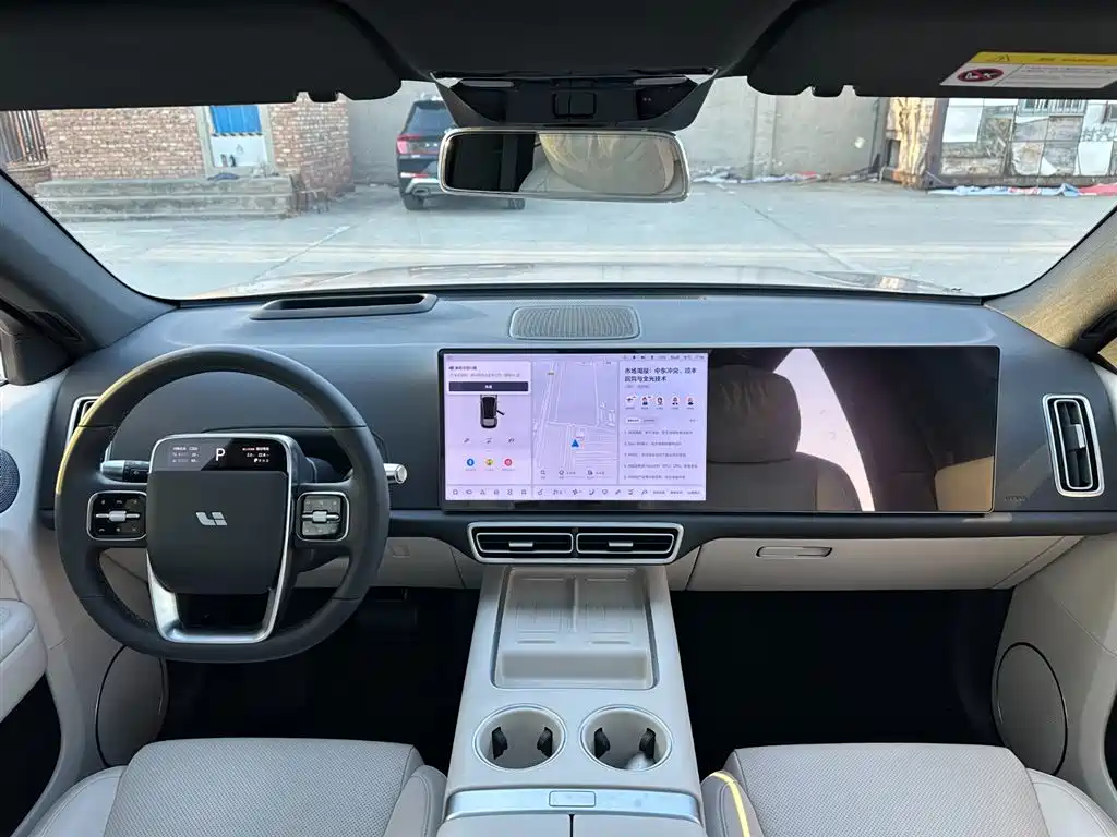 Li Auto IDEAL L6