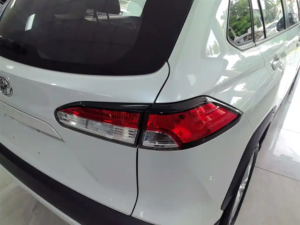 Toyota Corolla Cross 2023 2.0L Pioneer Edition фото 20