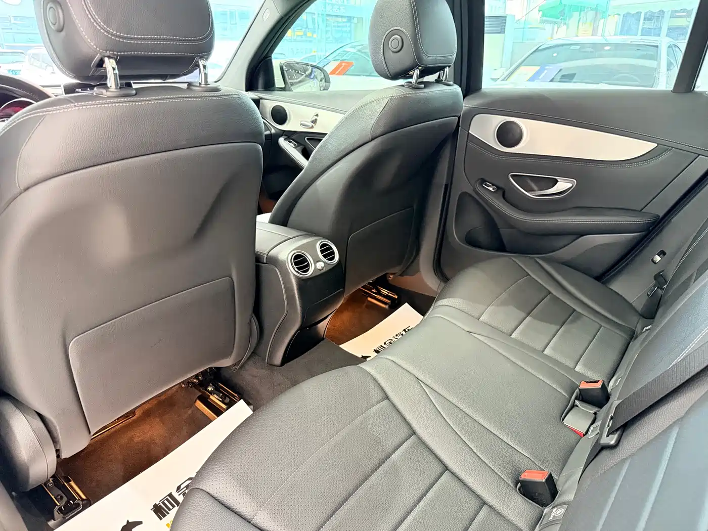 Mercedes-Benz GLC 2016 GLC 200 4MATIC фото 13