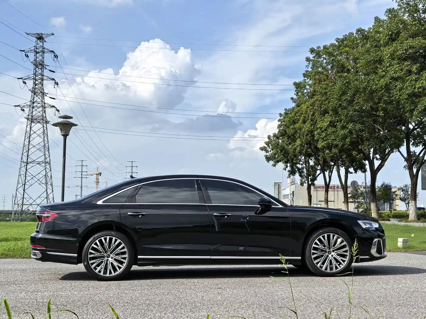 Audi A8 2024 2023 A8L 50 TFSI quattro Exclusive