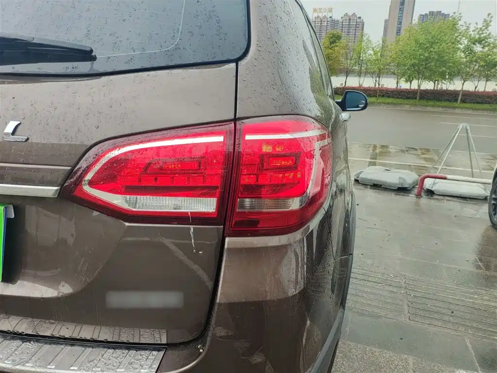 Haval H6 2015 Sport 1.5T Automatic 2WD Premium фото 21